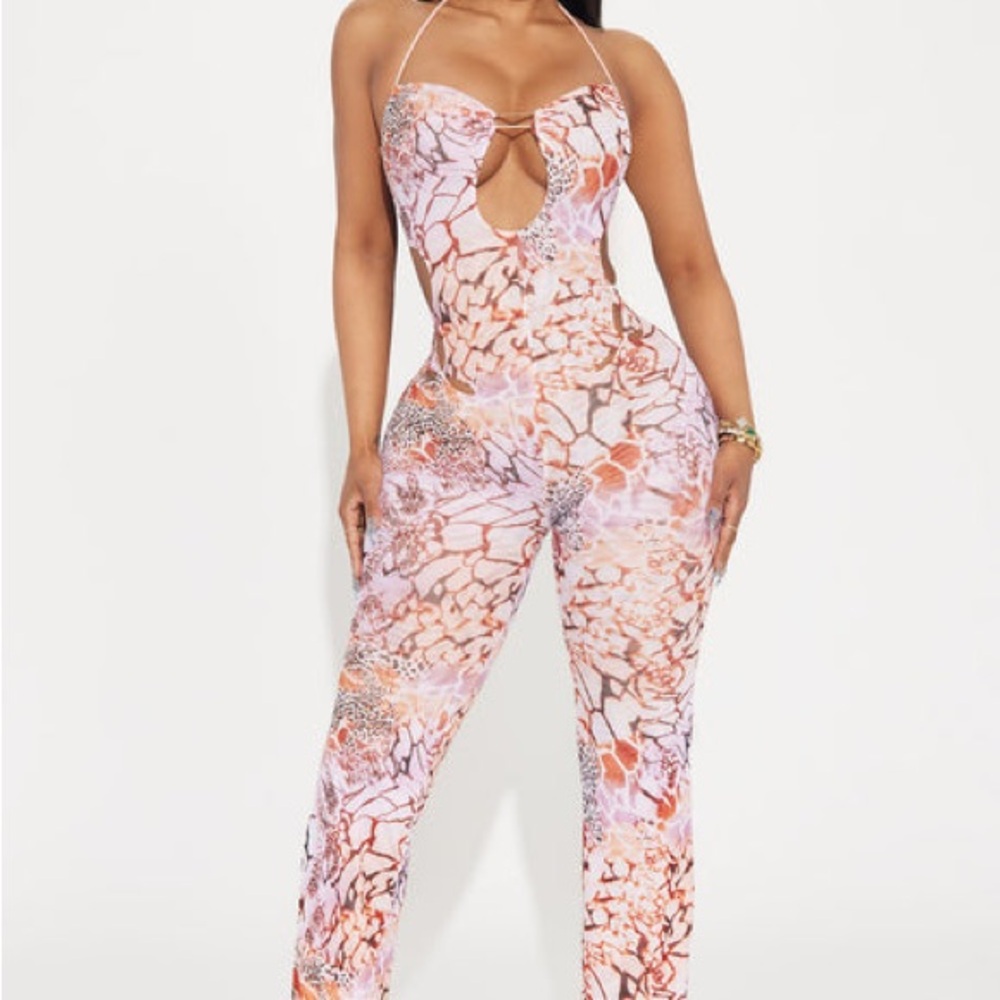 Elegant Halter Neck Jumpsuit in Pink and White